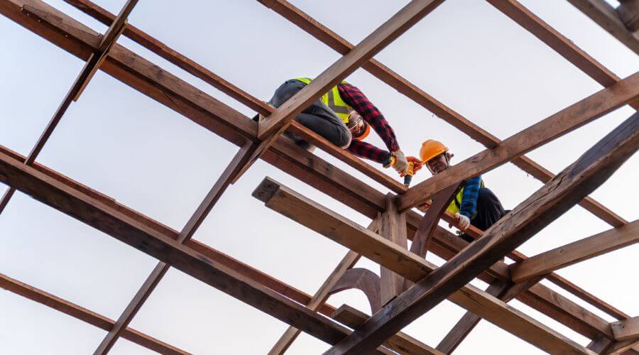 Expert new roof installation services in Universal, IN