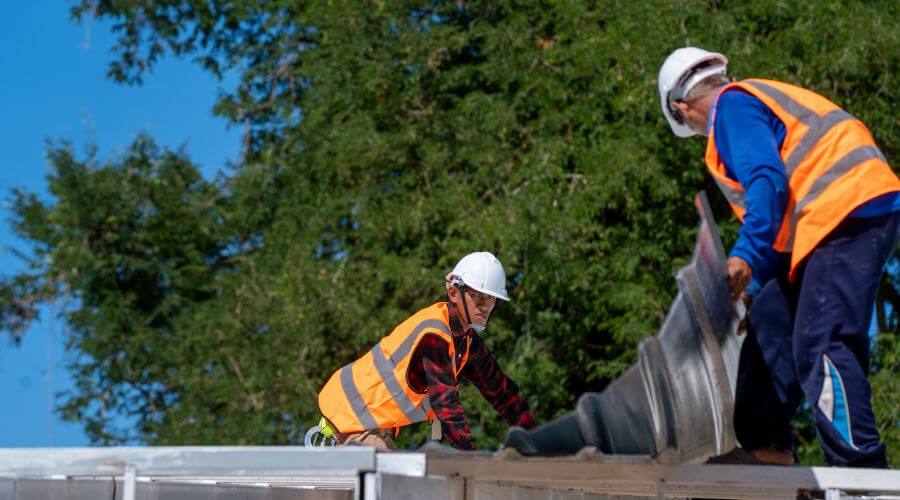 Professional new roof installation services in Universal, IN